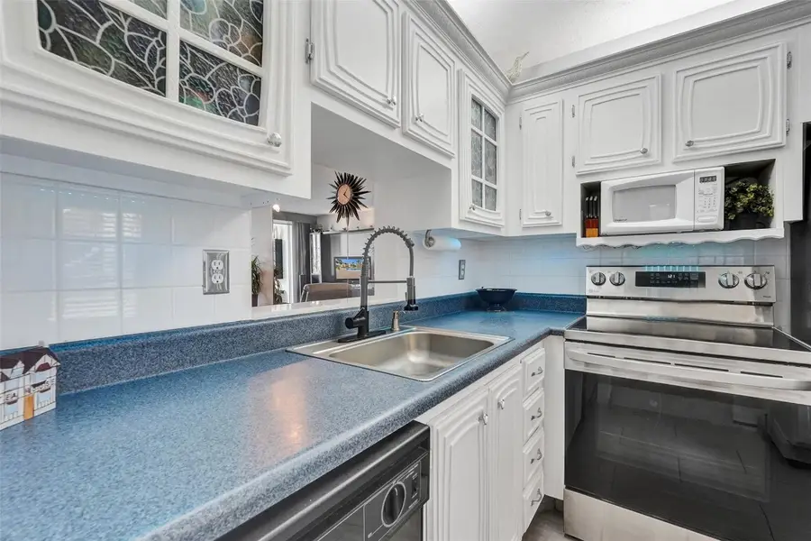 2831 Somerset Drive #107, Lauderdale Lakes, FL 33311 - Image #3