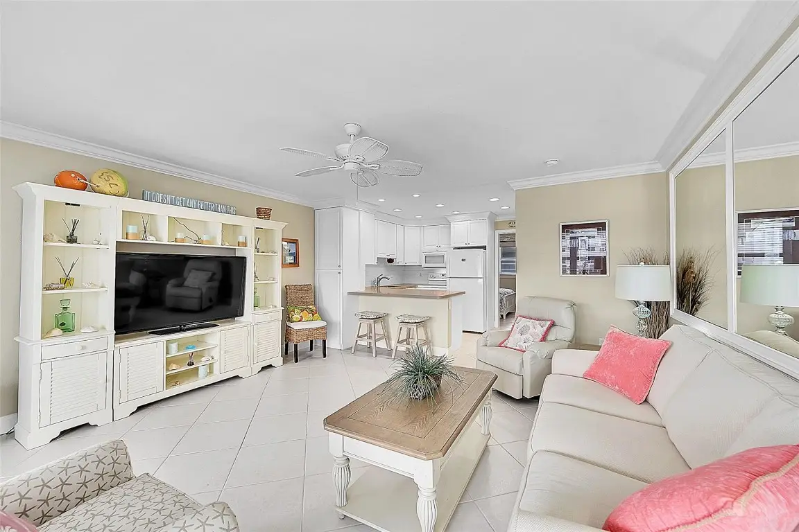 1110 N Riverside Drive #24, Pompano Beach, FL 33062 - Image #1