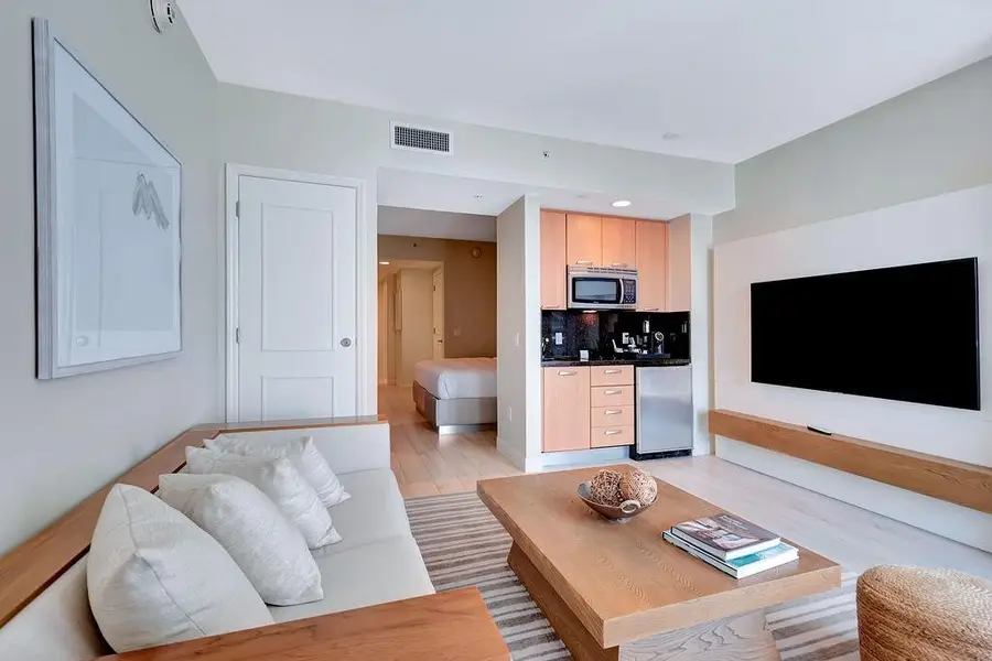 505 N Ft Lauderdale Bch Boulevard #2003, Fort Lauderdale, FL 33304 - Image #3