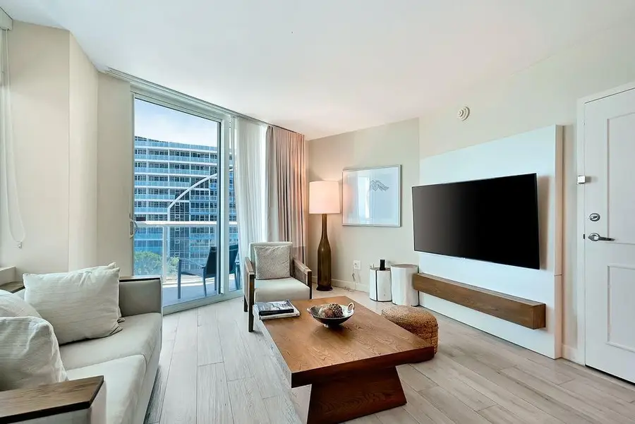 505 N Ft Lauderdale Bch Boulevard #1009, Fort Lauderdale, FL 33304 - Image #3