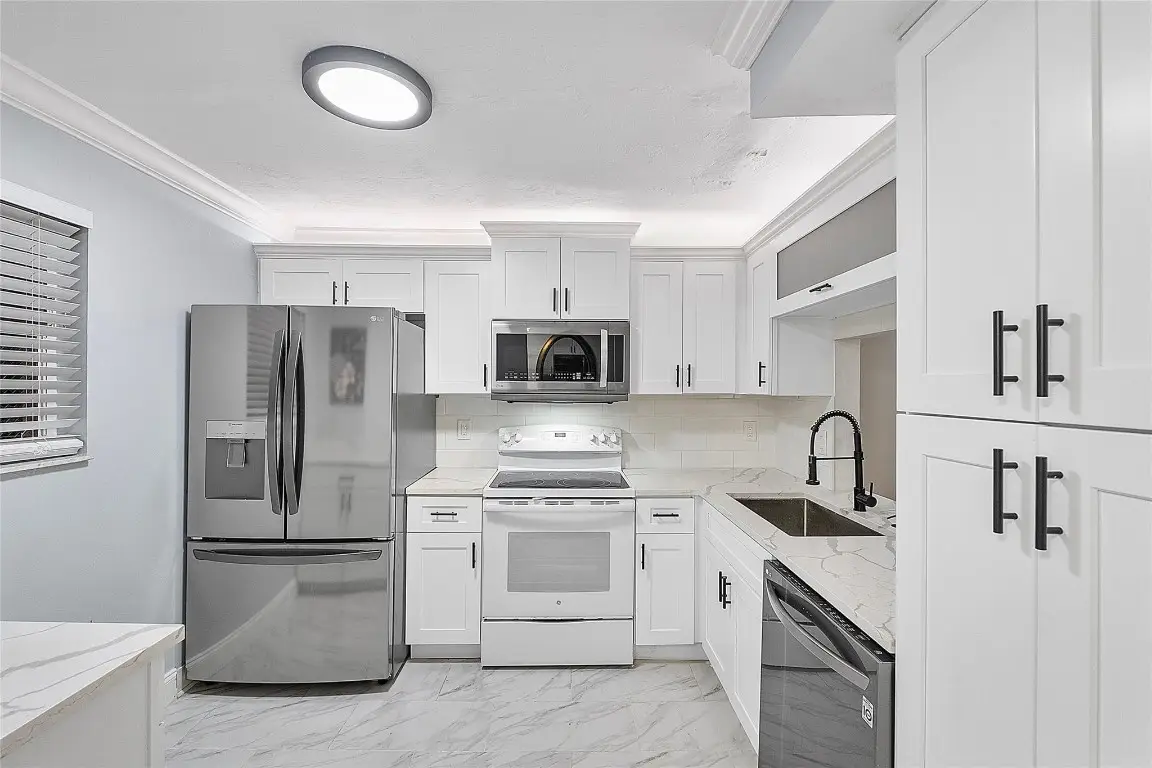 3955 N Nob Hill Road #404, Sunrise, FL 33351 - Image #1