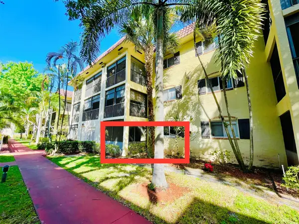 Address Withheld By Seller, Pompano Beach, FL 33060