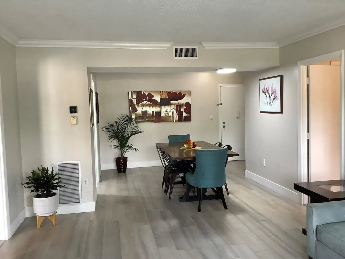 4174 Inverrary Dr #203, Lauderhill, FL 33319 - Image #1