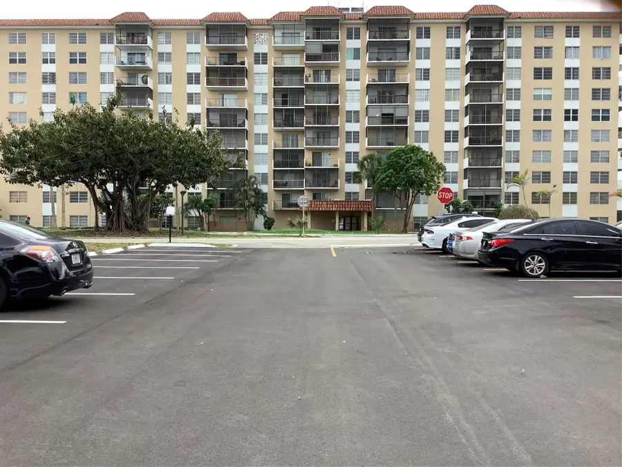 4174 Inverrary Dr #203, Lauderhill, FL 33319 - Image #2