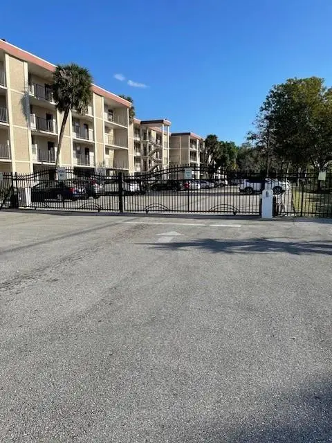 2649 NW 48th Terrace #433, Fort Lauderdale, FL 33313 - #3