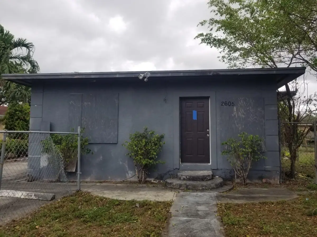 2605 NW 13th Ct, Fort Lauderdale, FL 33311 - Image #1