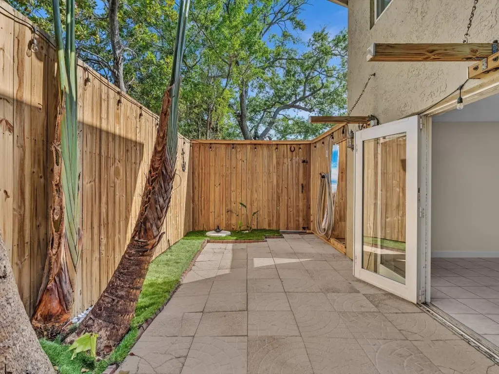 499 SE 13th Street #8E, Fort Lauderdale, FL 33316 - Image #1