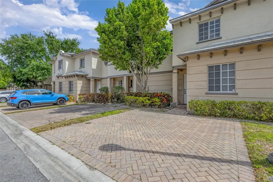 2037 Nassau Drive #2037, Palm Beach Shores, FL 33404 - #3