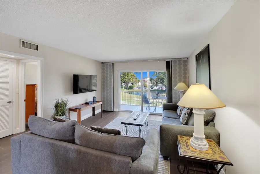 8980 S Hollybrook Blvd #304, Pembroke Pines, FL 33025 - Image #2