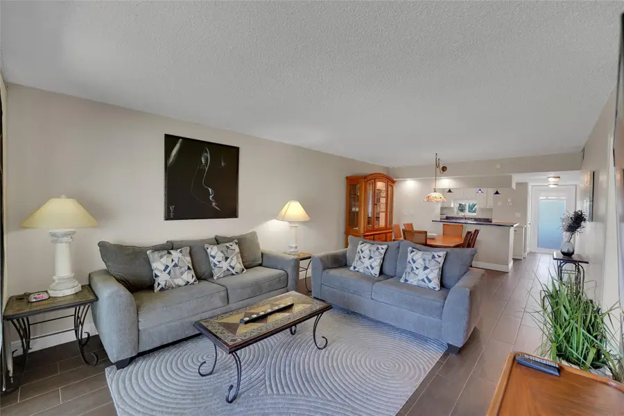 8980 S Hollybrook Blvd #304, Pembroke Pines, FL 33025 - Image #3