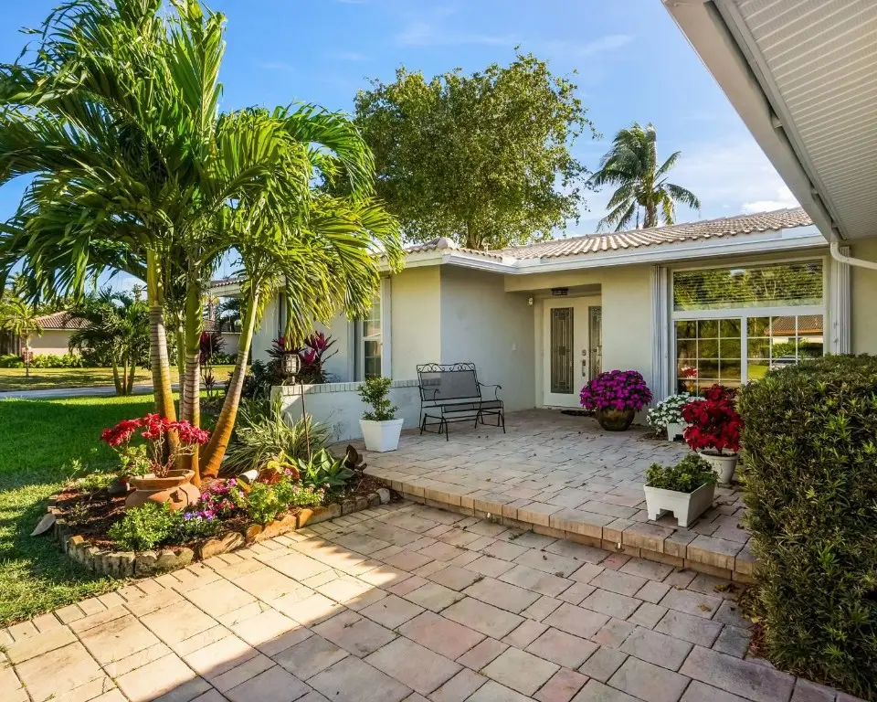 906 NW 83rd Drive, Coral Springs, FL 33071 - Image #1