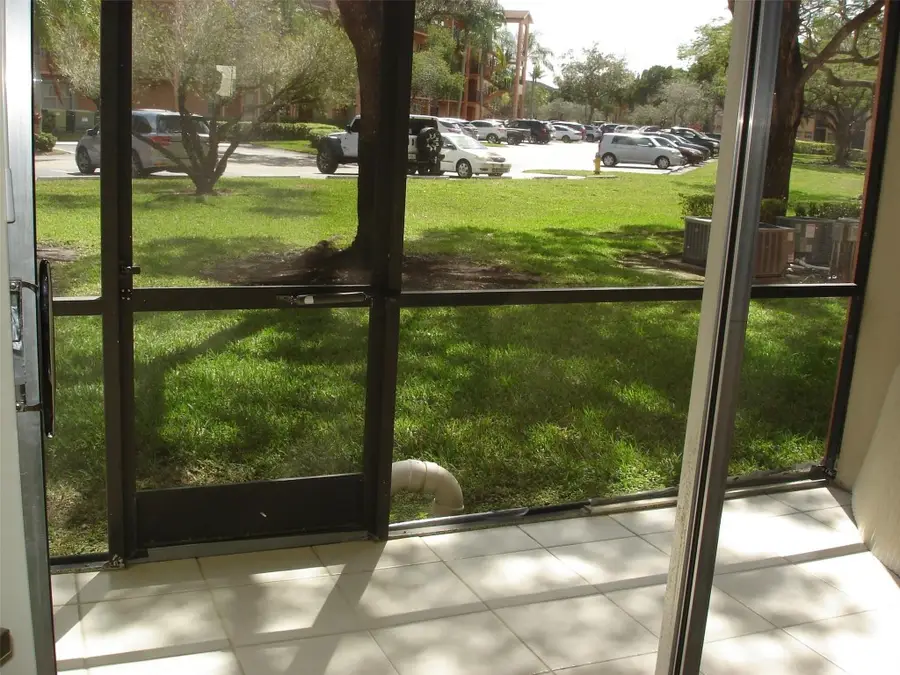 571 SW 142 Avenue #106, Pembroke Pines, FL 33027 - Image #2