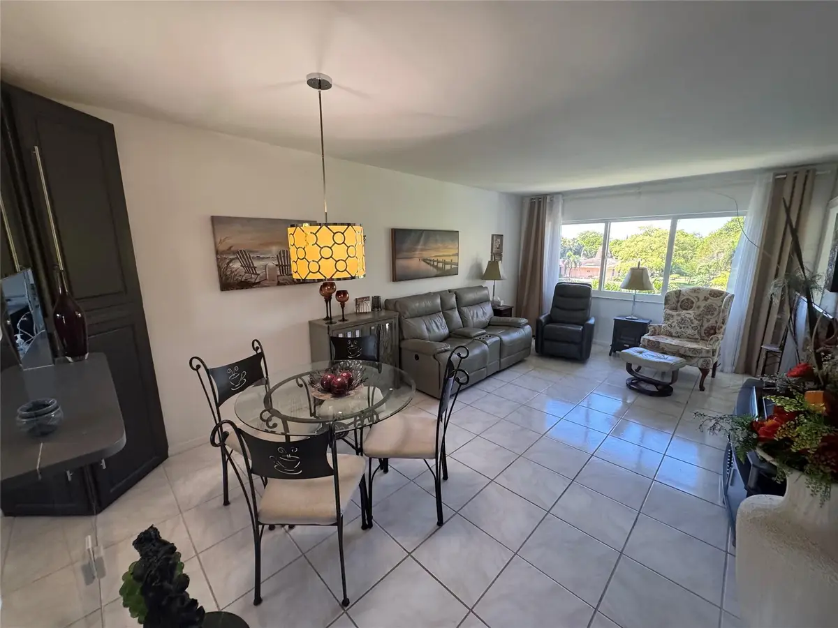 3431 NW 50th Ave #305, Lauderdale Lakes, FL 33319 - Image #1