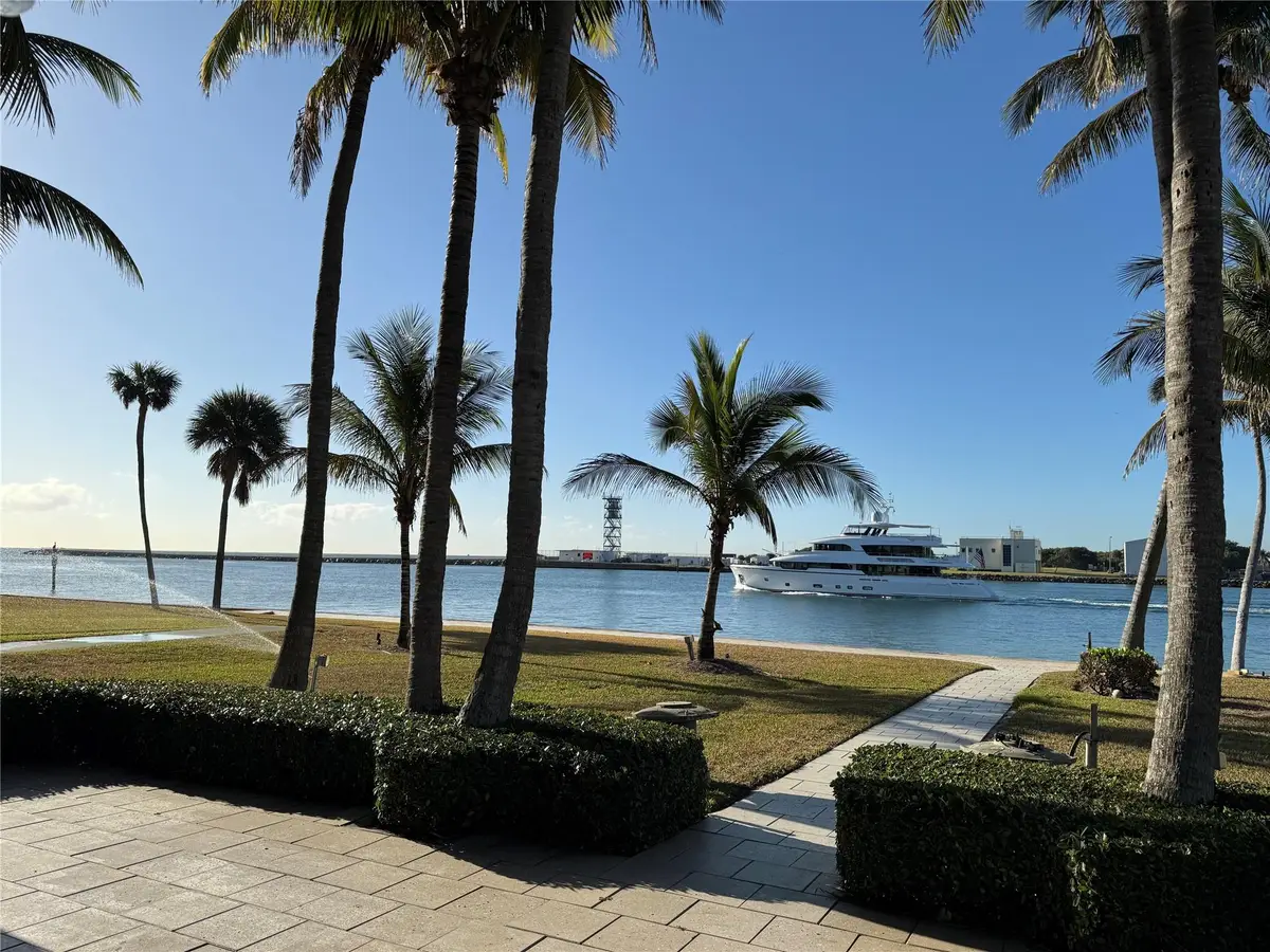 2608 Inlet Dr, Fort Lauderdale, FL 33316 - Image #1