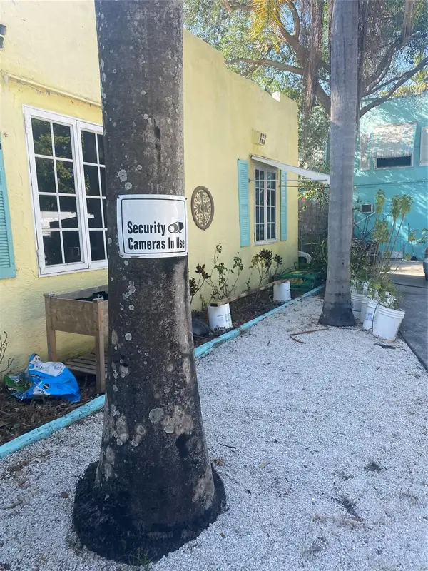 825 W Las Olas Blvd, Fort Lauderdale, FL 33312