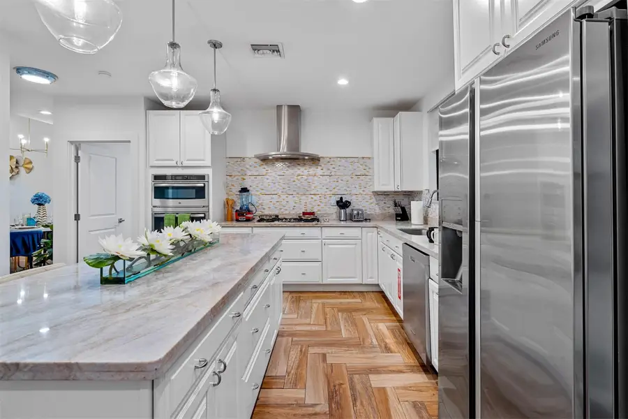 605 NE 15th Ave, Fort Lauderdale, FL 33304 - Image #3