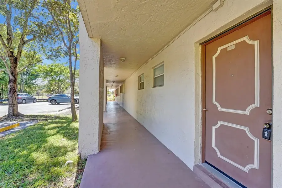 7000 Nova Drive #105E, Davie, FL 33317 - Image #3