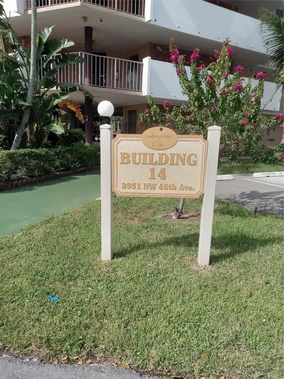 Address Withheld By Seller, Lauderhill, FL 33313