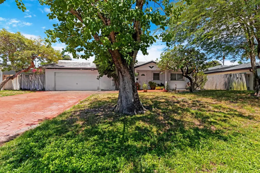 5713 NE 17th Ave, Fort Lauderdale, FL 33334 - Image #3