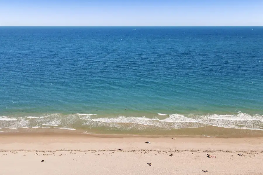 2840 N Ocean Blvd #407, Fort Lauderdale, FL 33308 - Image #2