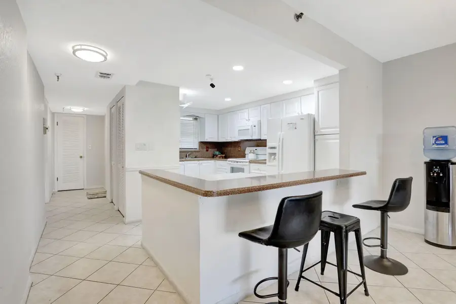 2430 Deer Creek Country Club Boulevard #401-2, Deerfield Beach, FL 33442 - Image #2