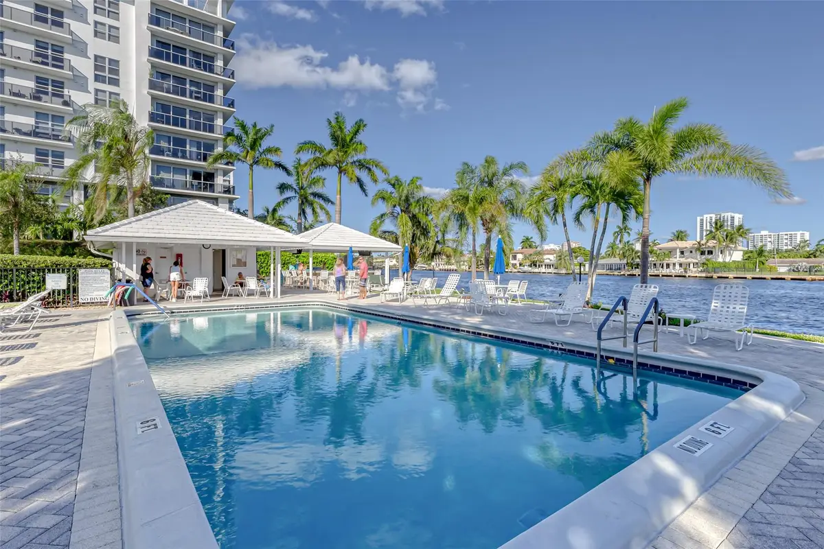 6371 Bay Club Dr #4, Fort Lauderdale, FL 33308 - Image #1