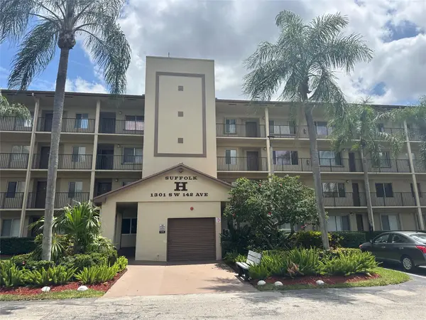 1301 SW 142nd Ave #308H, Pembroke Pines, FL 33027