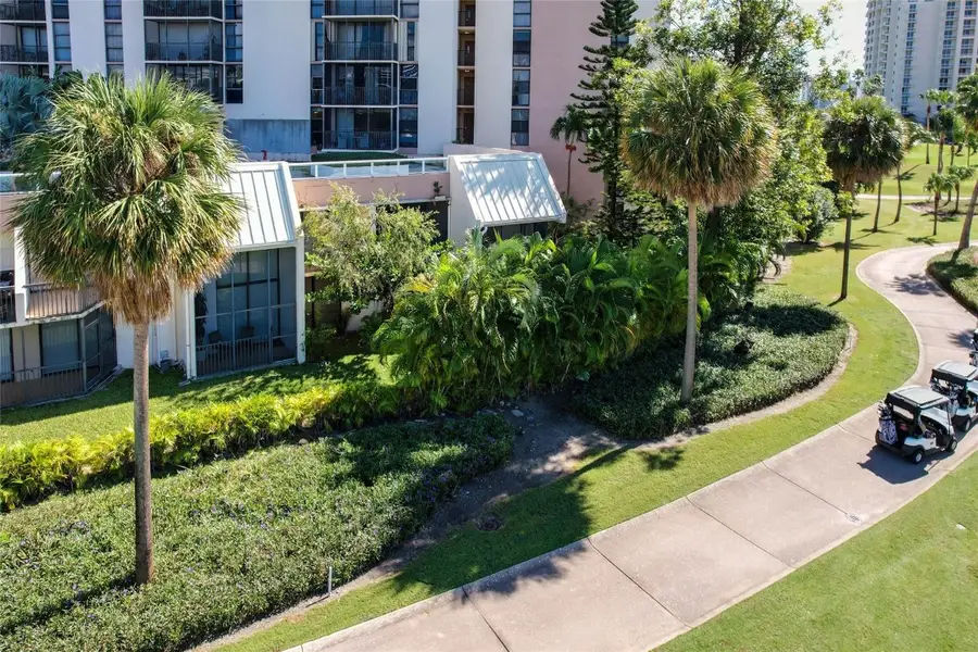 20329 W Country Club Drive #10, Miami, FL 33180 - Image #2