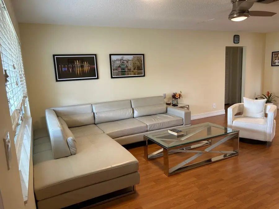 8740 NW 15th Ct, Plantation, FL 33322 - Image #2