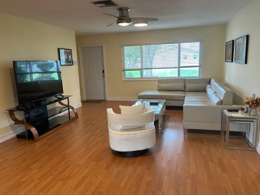 8740 NW 15th Ct, Plantation, FL 33322 - Image #3