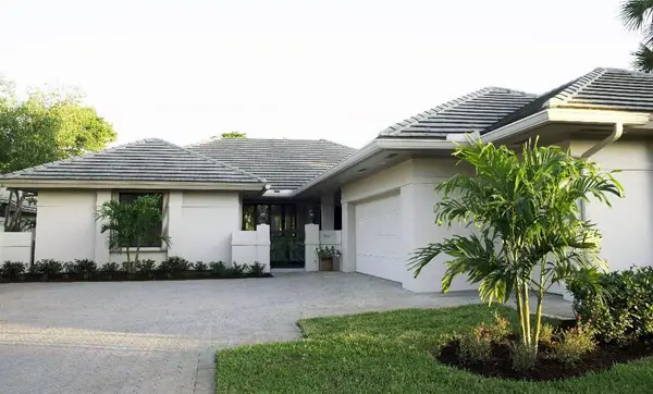 6102 SE Oakmont Place, Stuart, FL 34997