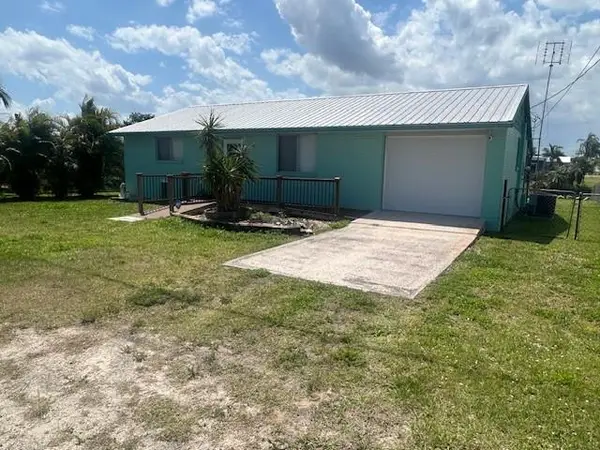 1532 Hunter Rd, Okeechobee, FL 34974