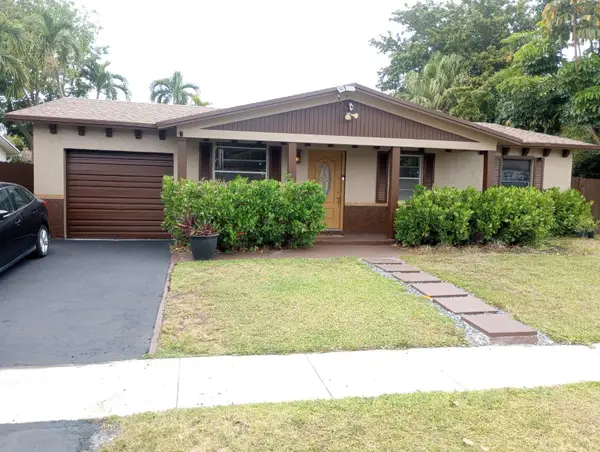 8241 SW 4th Ct, North Lauderdale, FL 33068