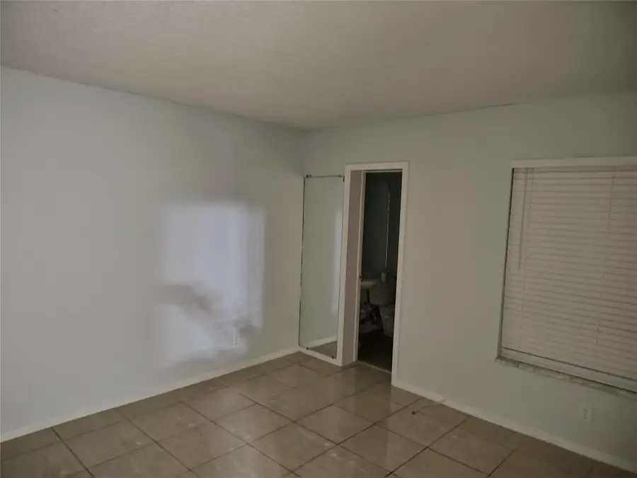 3777 NW 78th Ave #1B, Hollywood, FL 33024 - Image #2