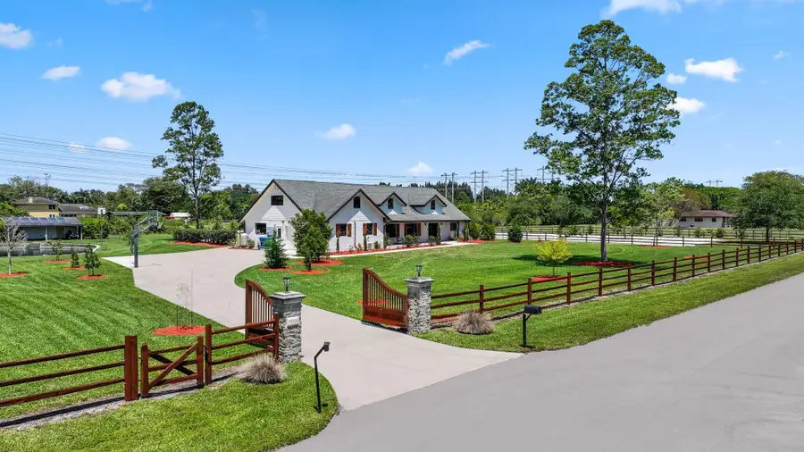 17531 SW 68th Ct, Southwest Ranches, FL 33331 - Image #2