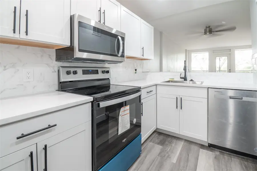 119 Royal Park Dr #4H, Oakland Park, FL 33309 - Image #3