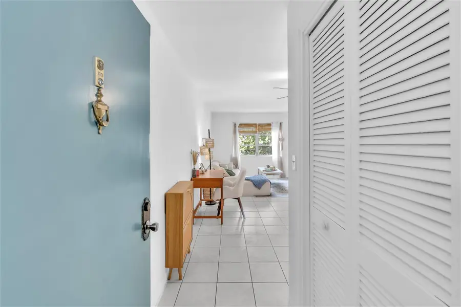 1950 N Andrews Ave #210D, Wilton Manors, FL 33311 - Image #3