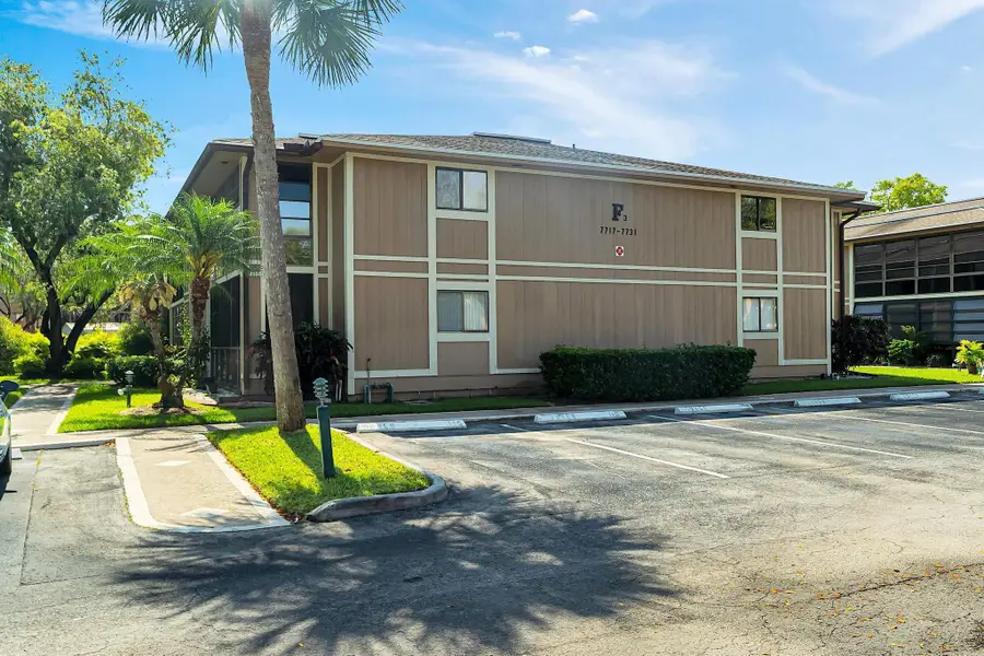 7717 Ashmont Cr #109, Tamarac, FL 33321 - Image #2