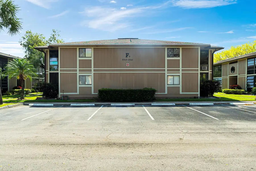 7717 Ashmont Cr #109, Tamarac, FL 33321 - Image #3