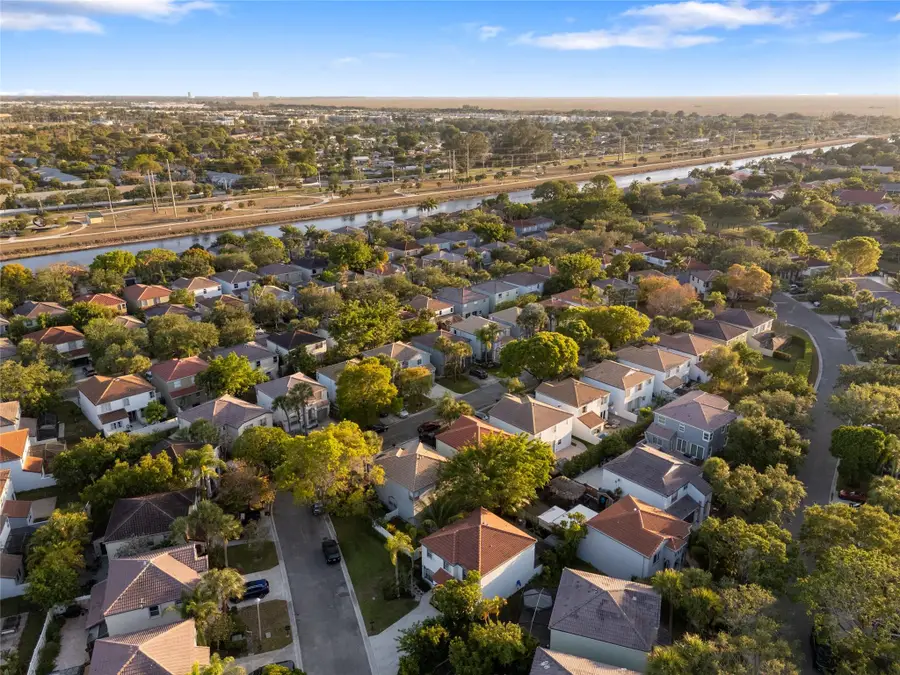 11734 NW 1st Ct, Coral Springs, FL 33071 - Image #2