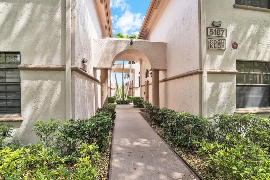 5187 Europa Dr #O, Boynton Beach, FL 33437 - Image #2