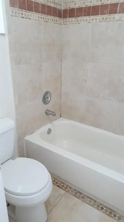 9101 NW 38th Dr, Coral Springs, FL 33065 - Image #3