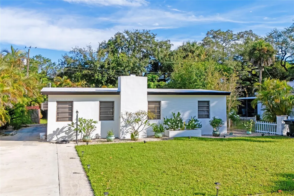 1717 SW 14th St, Fort Lauderdale, FL 33312 - Image #1