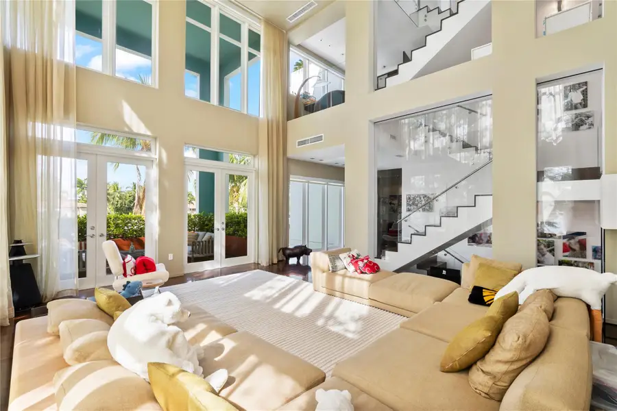 6001 Laguna Path S, Miami Beach, FL 33141 - Image #3