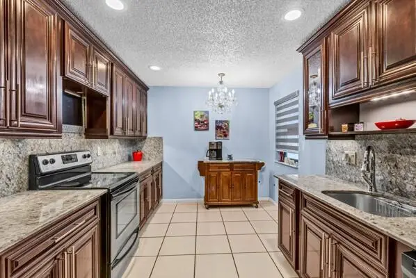 2433 Fiddleleaf Ave, Coconut Creek, FL 33063