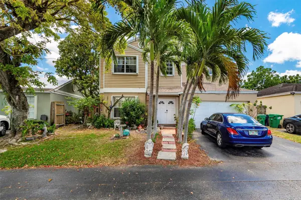 Address Withheld By Seller, Miami, FL 33186