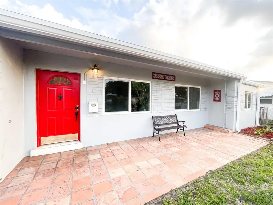 6214 Flagler St, Hollywood, FL 33023 - Image #2