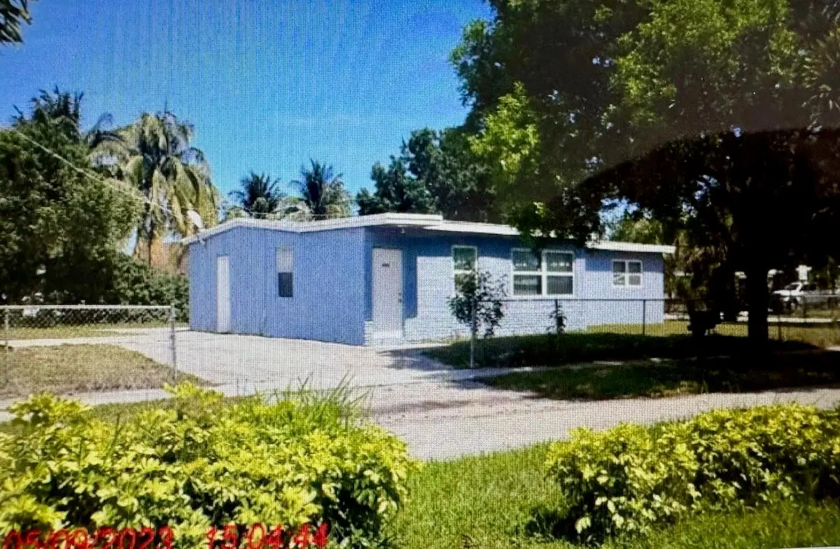 205 NW 33rd Ave, Lauderhill, FL 33311 - Image #1