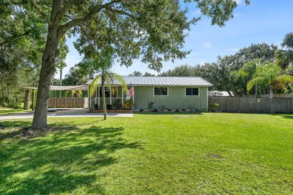 9633 Honeysuckle, Sebastian, FL 32976