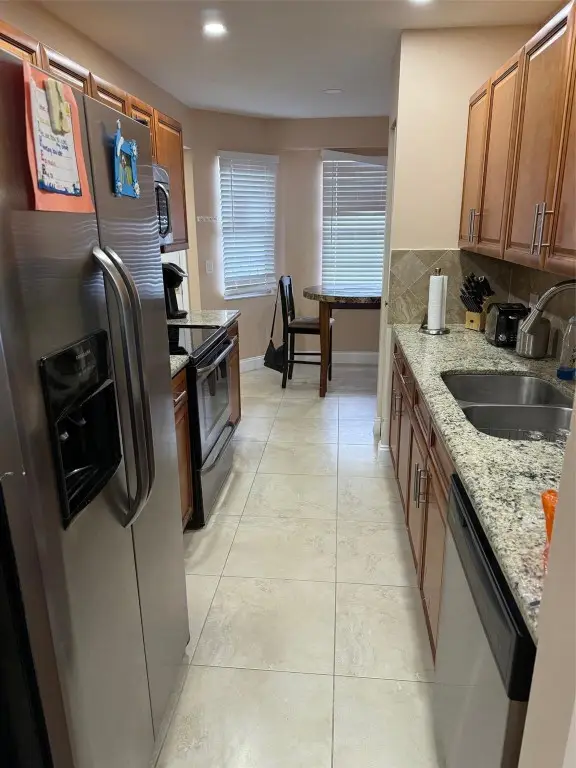 1300 SW 130th Avenue #F412, Pembroke Pines, FL 33027 - Image #2